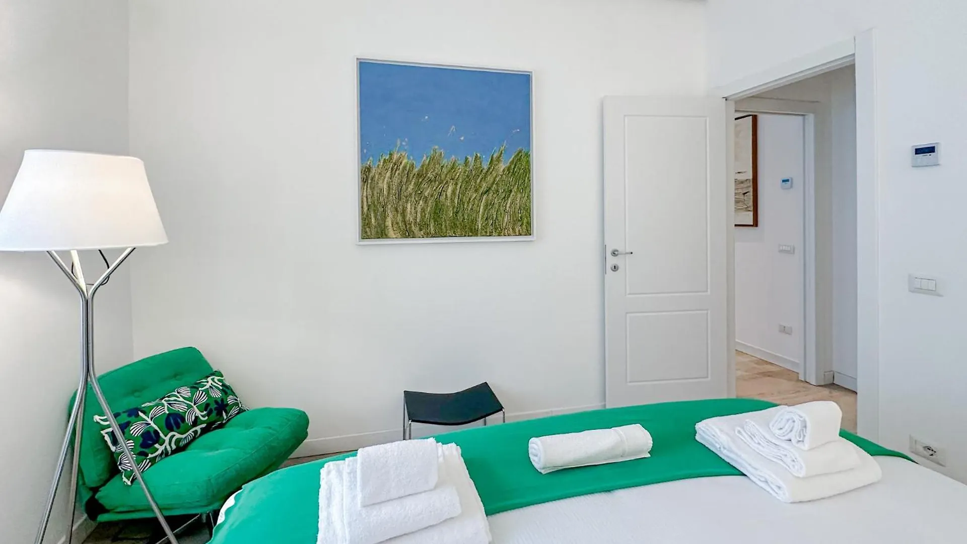 Santa Croce Suite - 10 Mins From Duomo Милан Апартаменты